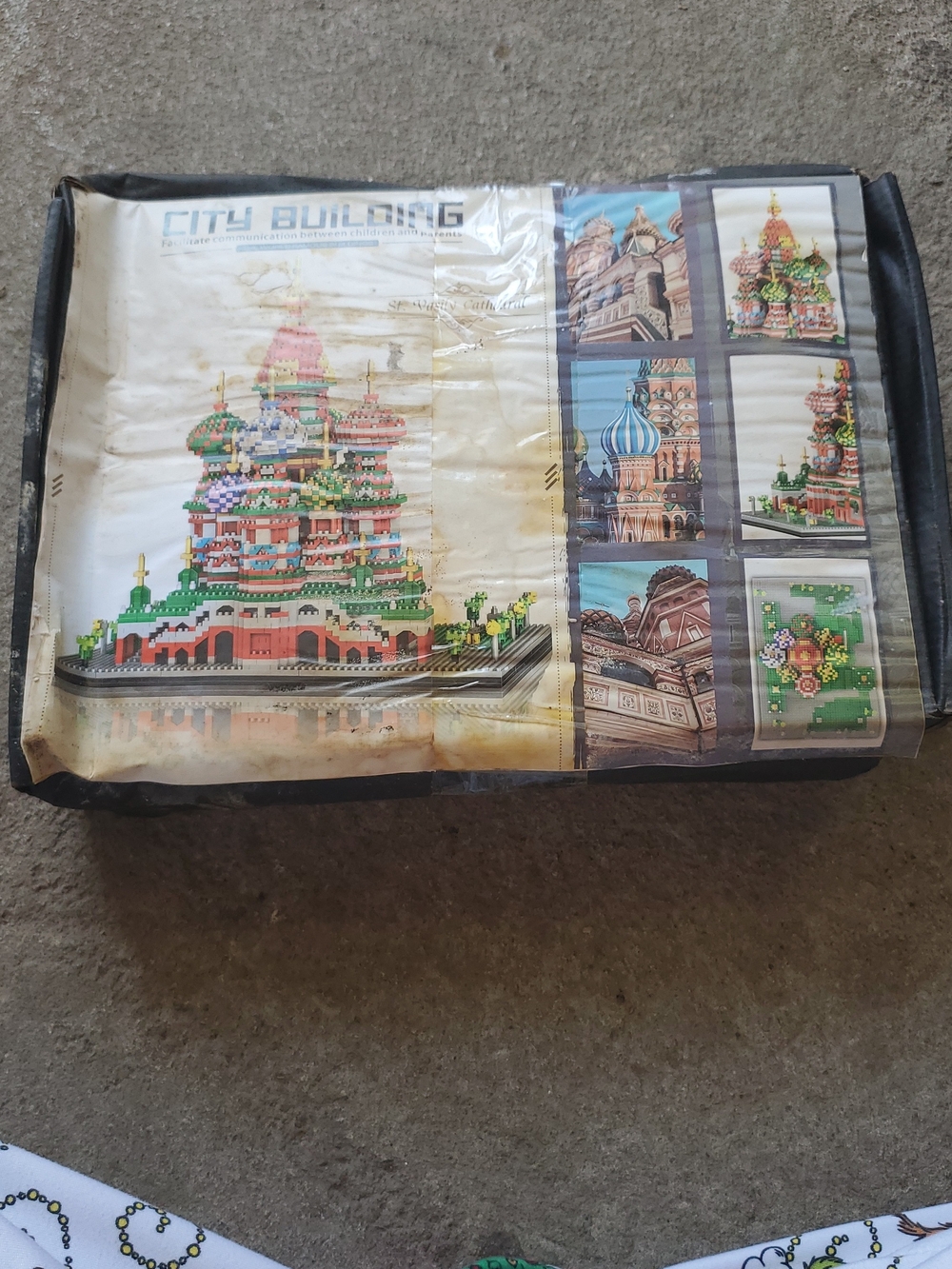 City Building Decorative Brick Set - Multicolor